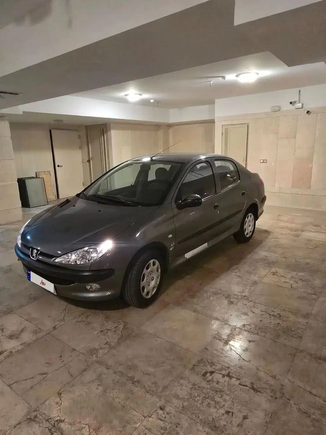 پژو ۲۰۶ صندوق دار v8 - 1399