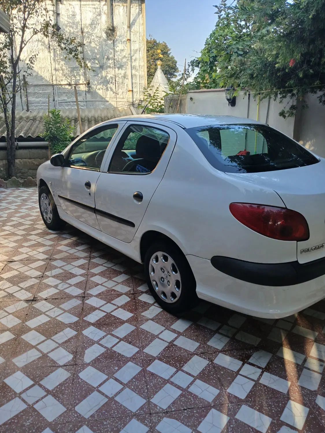 پژو ۲۰۶ صندوق دار v8 - 1386