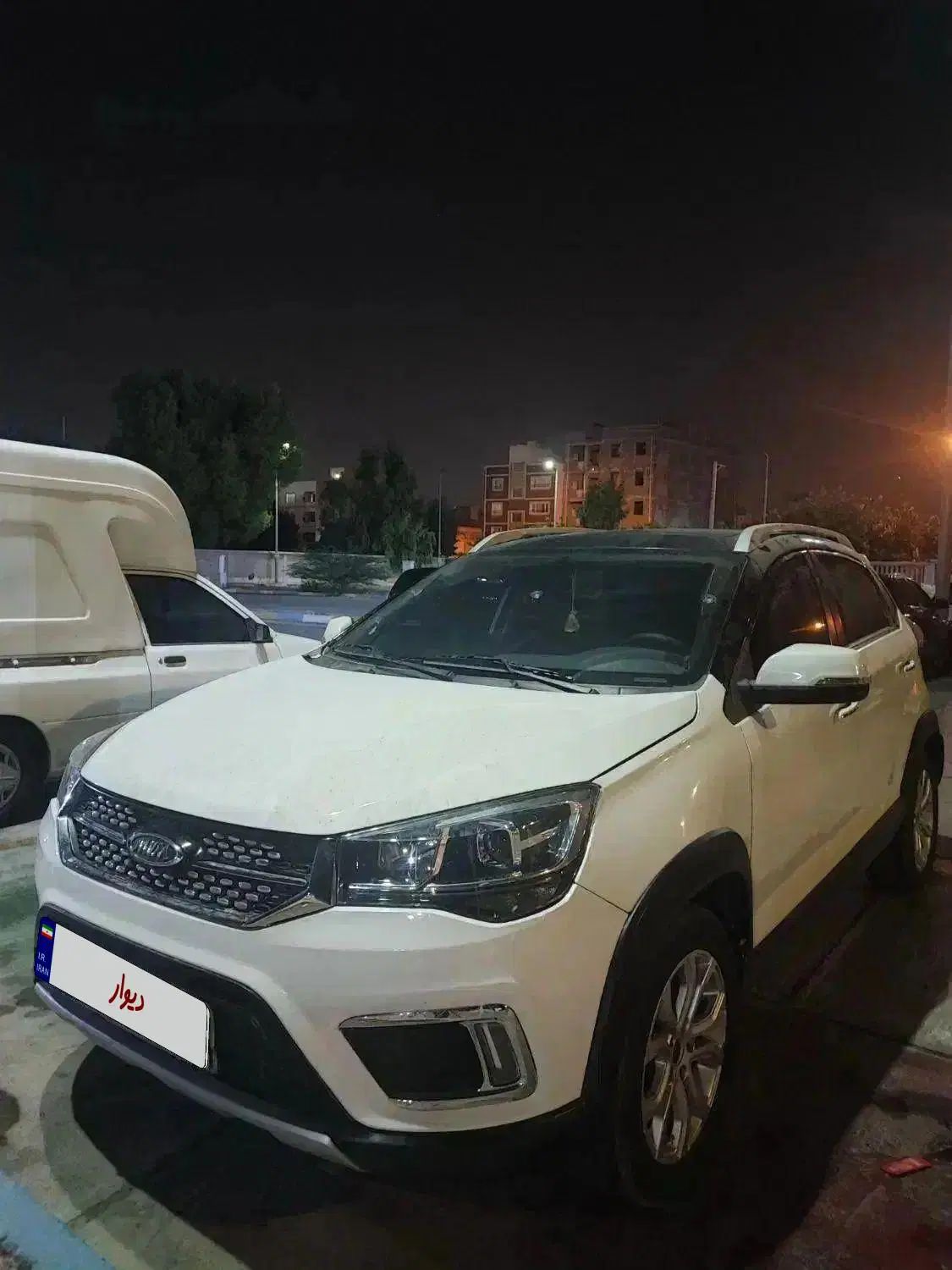 خودرو ام وی ام، X22 آگهی ann_20419337