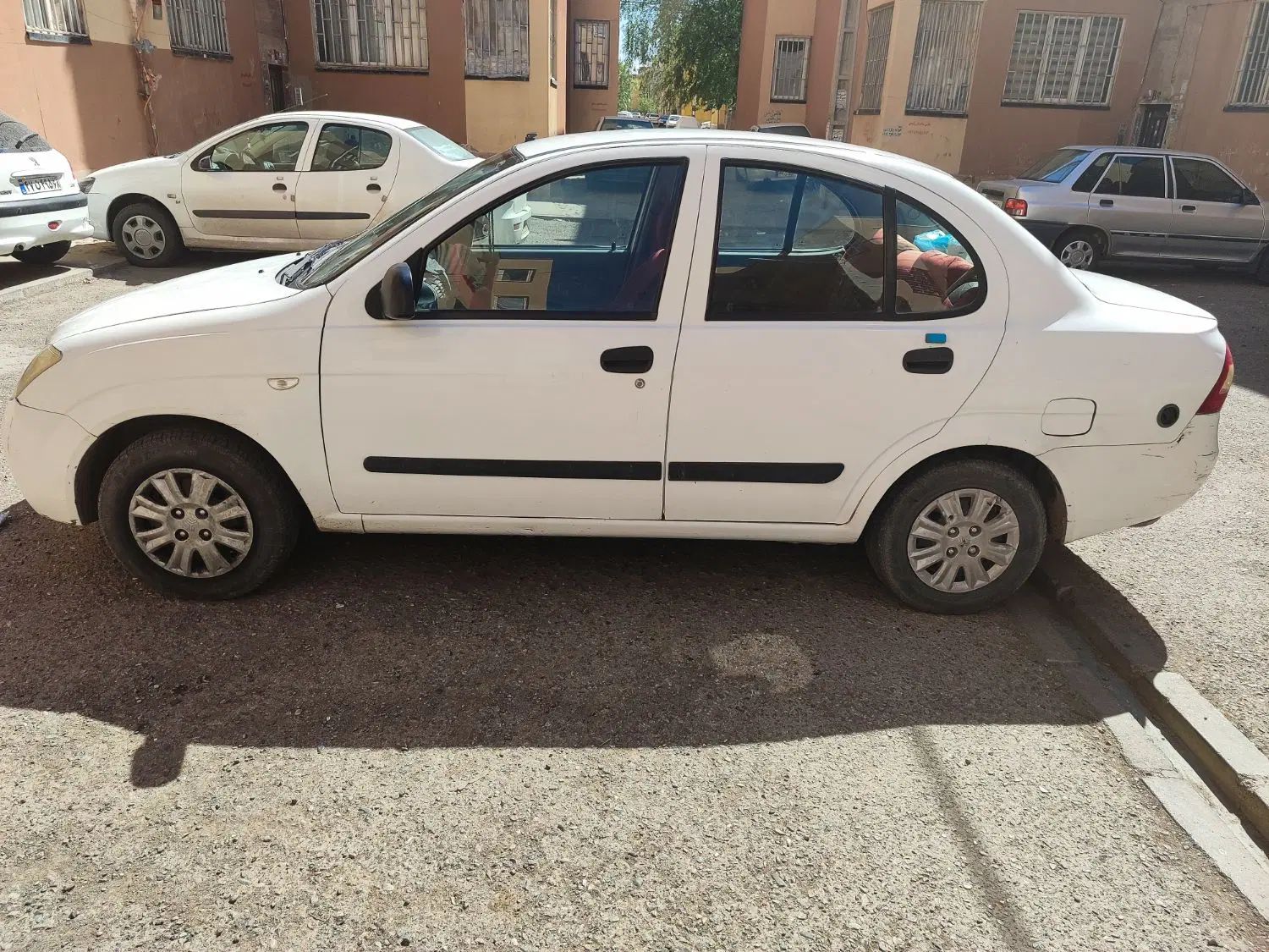 تیبا صندوق دار EX - 1394