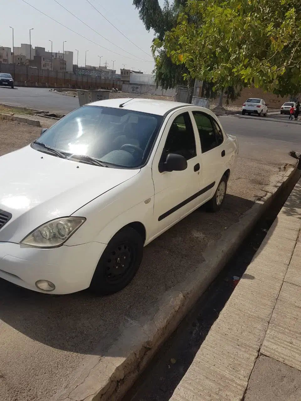 تیبا صندوق دار SX - 1393