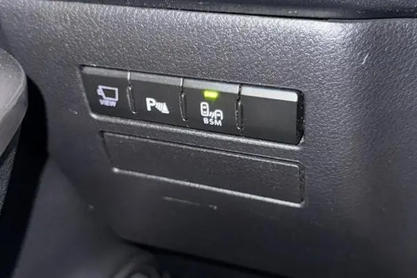 لکسوس NX هیبرید 300H - 2015