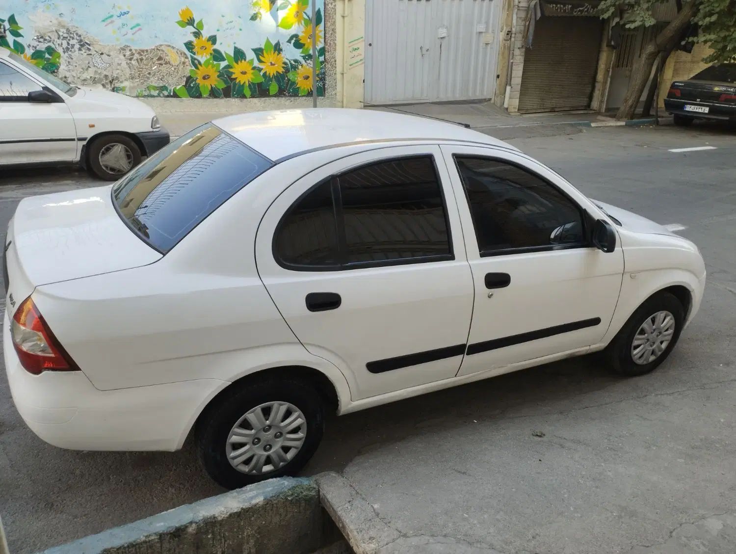 تیبا صندوق دار LX - 1390