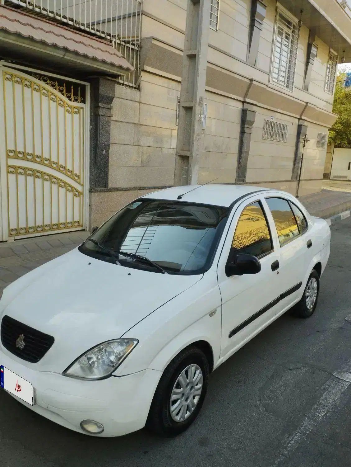 تیبا صندوق دار LX - 1390