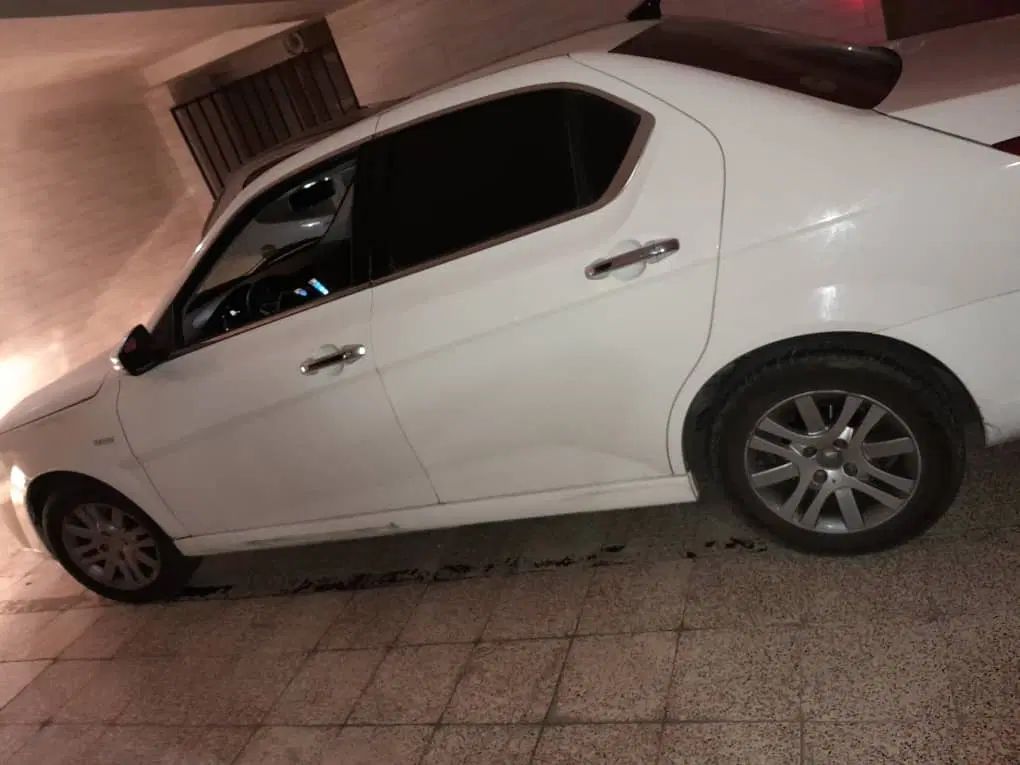 دنا پلاس تیپ ۲ سانروف ۴ ایربگ - 1396