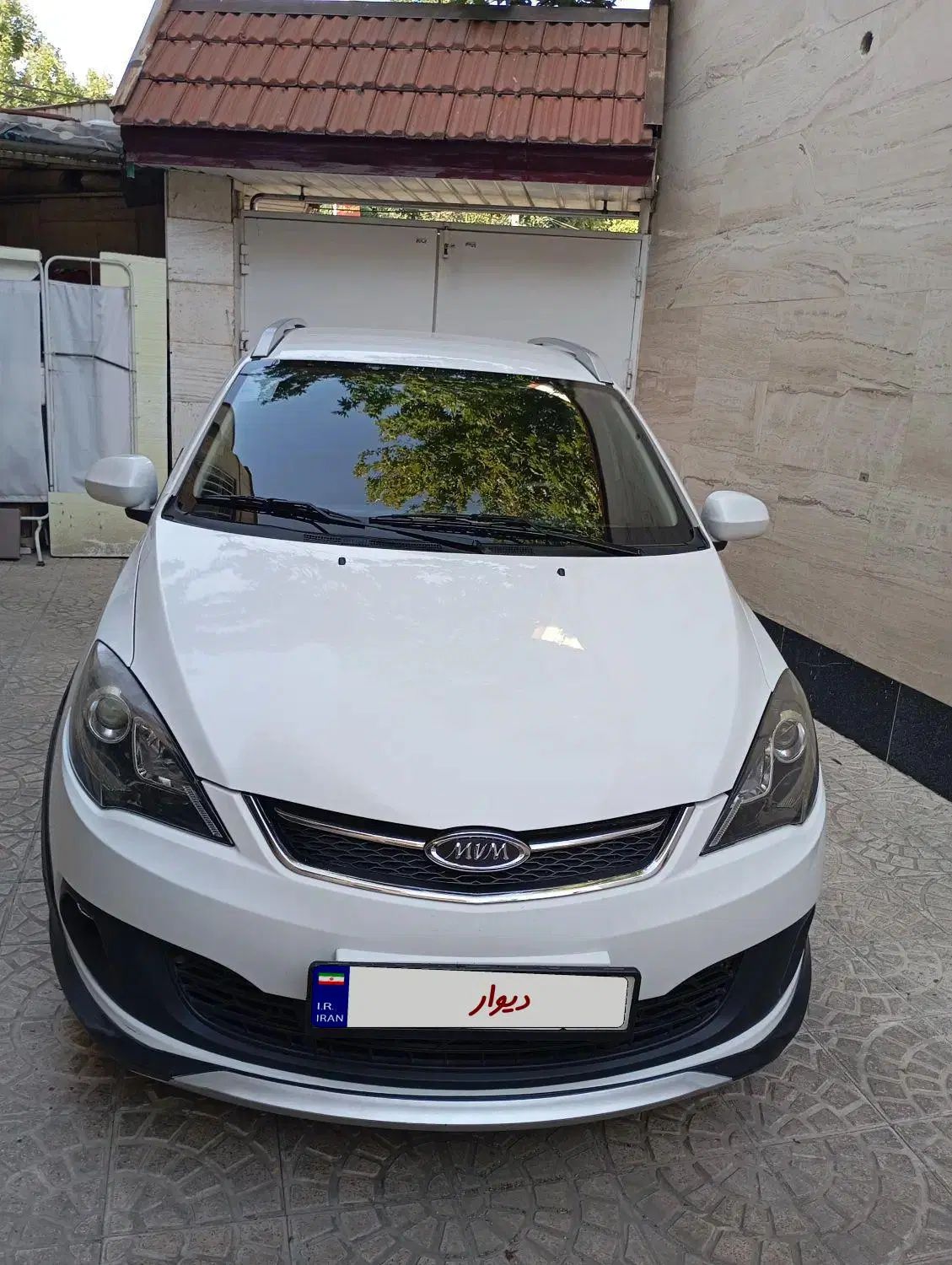 خودرو ام وی ام، 315 هاچ بک آگهی ann_20420531