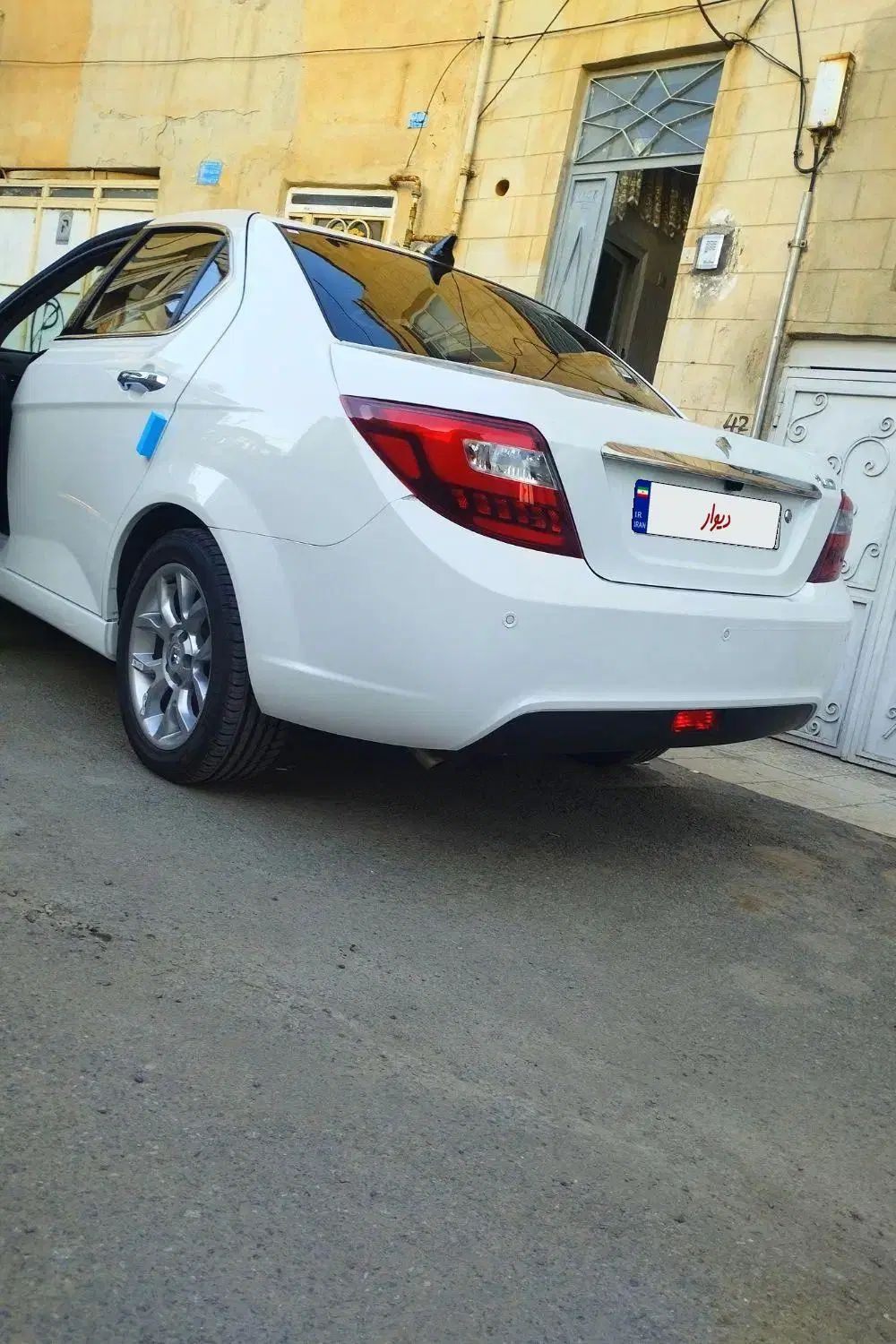 دنا پلاس توربو 6 دنده - 1402