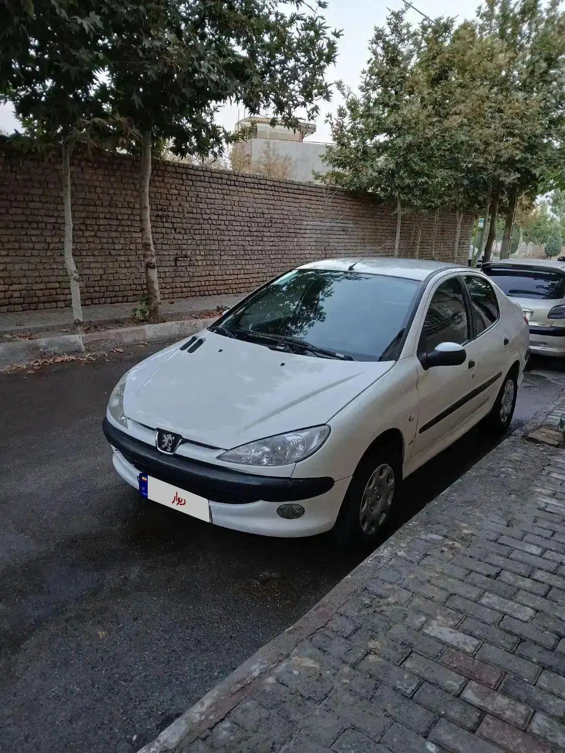 پژو ۲۰۶ صندوق دار v6 - 1389