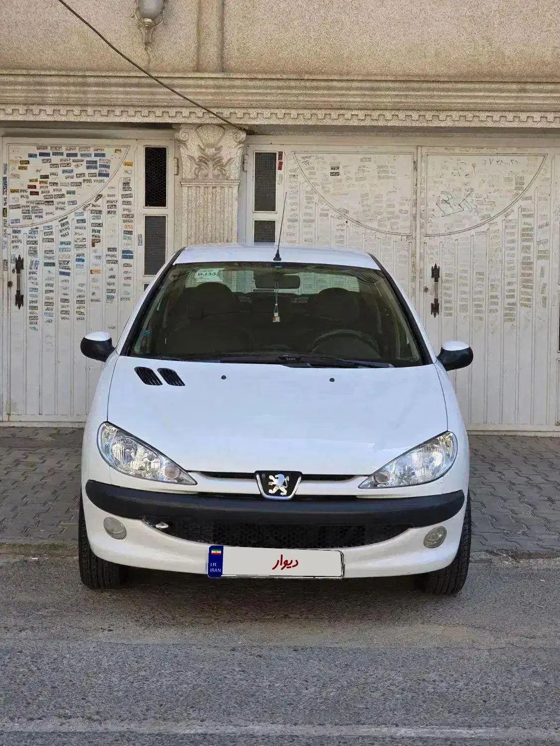 پژو ۲۰۶ صندوق دار v8 - 1390