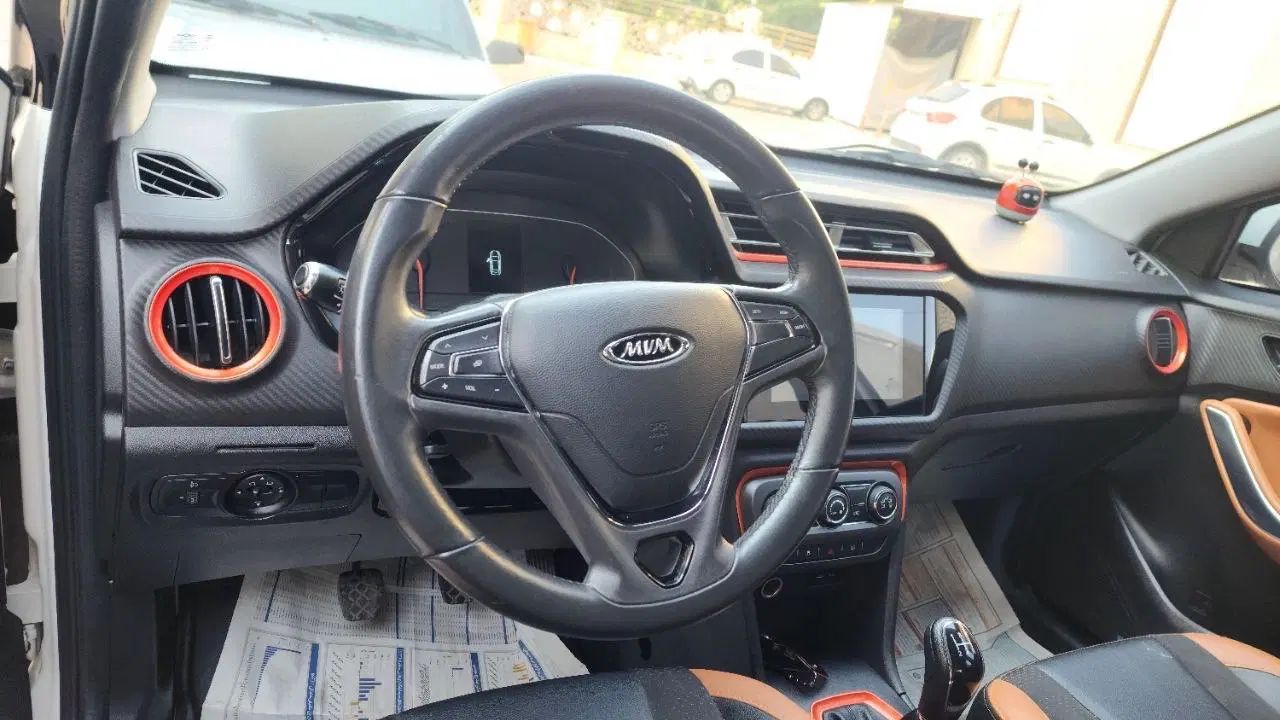 ام وی ام X22 دنده ای اسپرت لاکچری - 1402