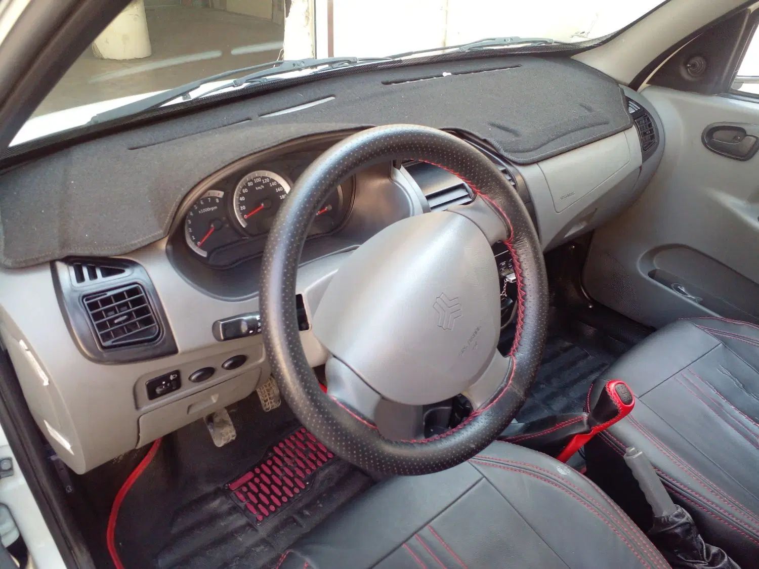 تیبا صندوق دار SX - 1399
