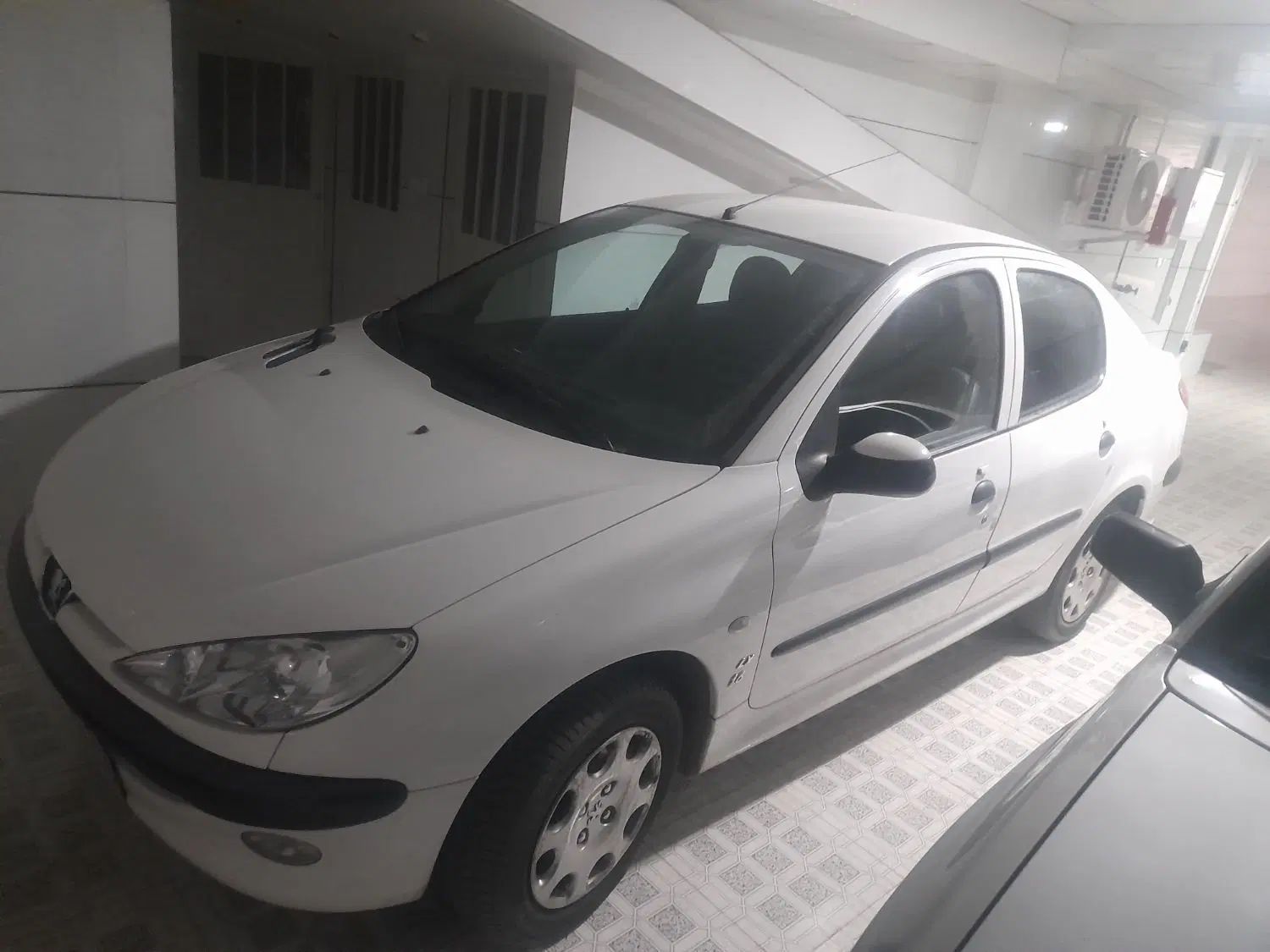 پژو ۲۰۶ صندوق دار v8 - 1399