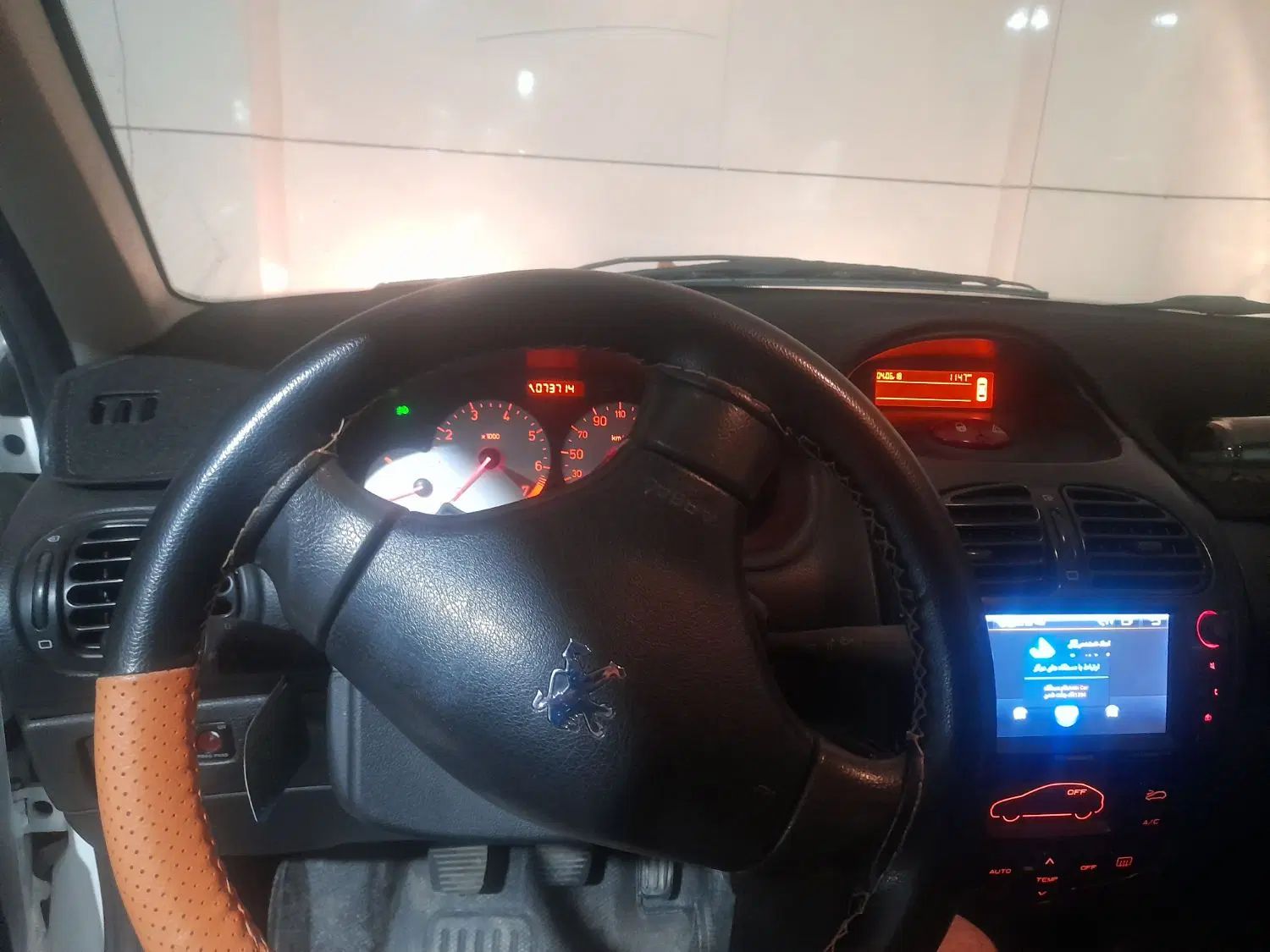 پژو ۲۰۶ صندوق دار v8 - 1399