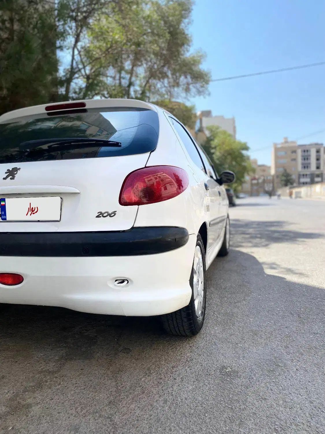 پژو 206 تیپ 2 - 1395