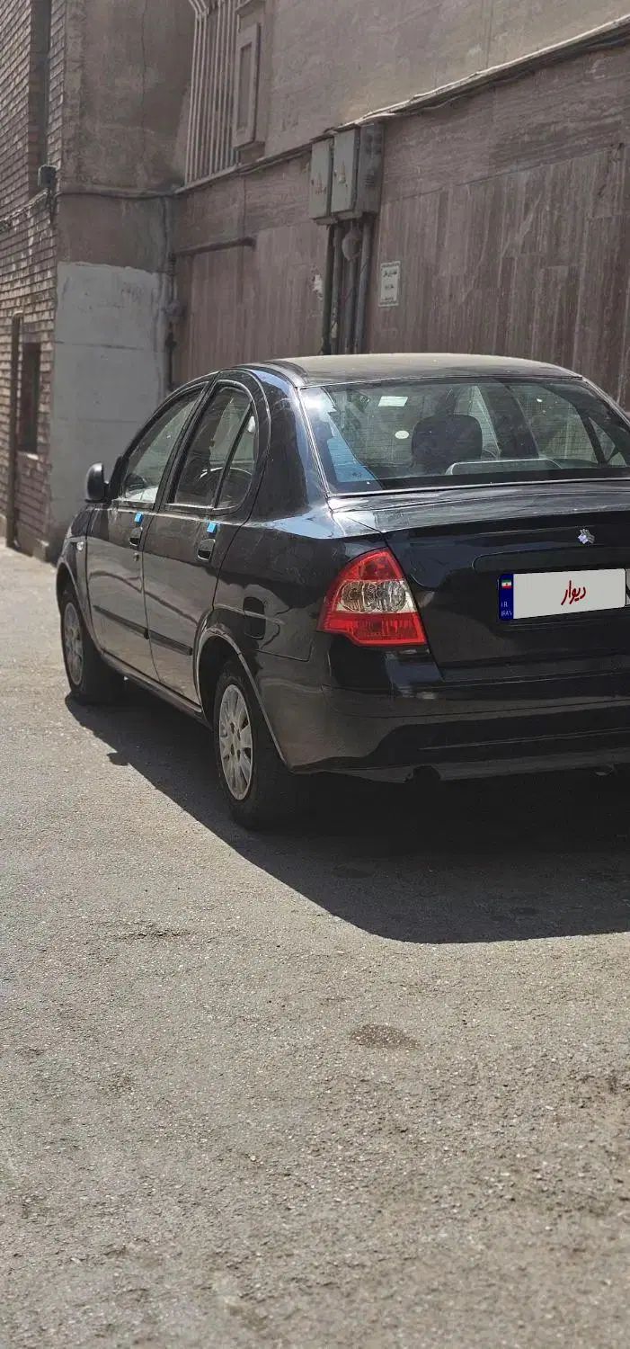 تیبا صندوق دار SX - 1398