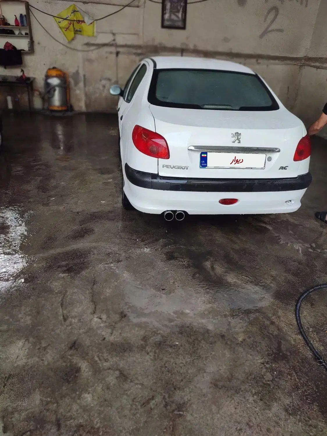 پژو ۲۰۶ صندوق دار v8 - 1395