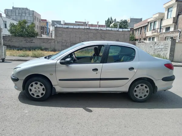 پژو ۲۰۶ صندوق دار v20 - 1386
