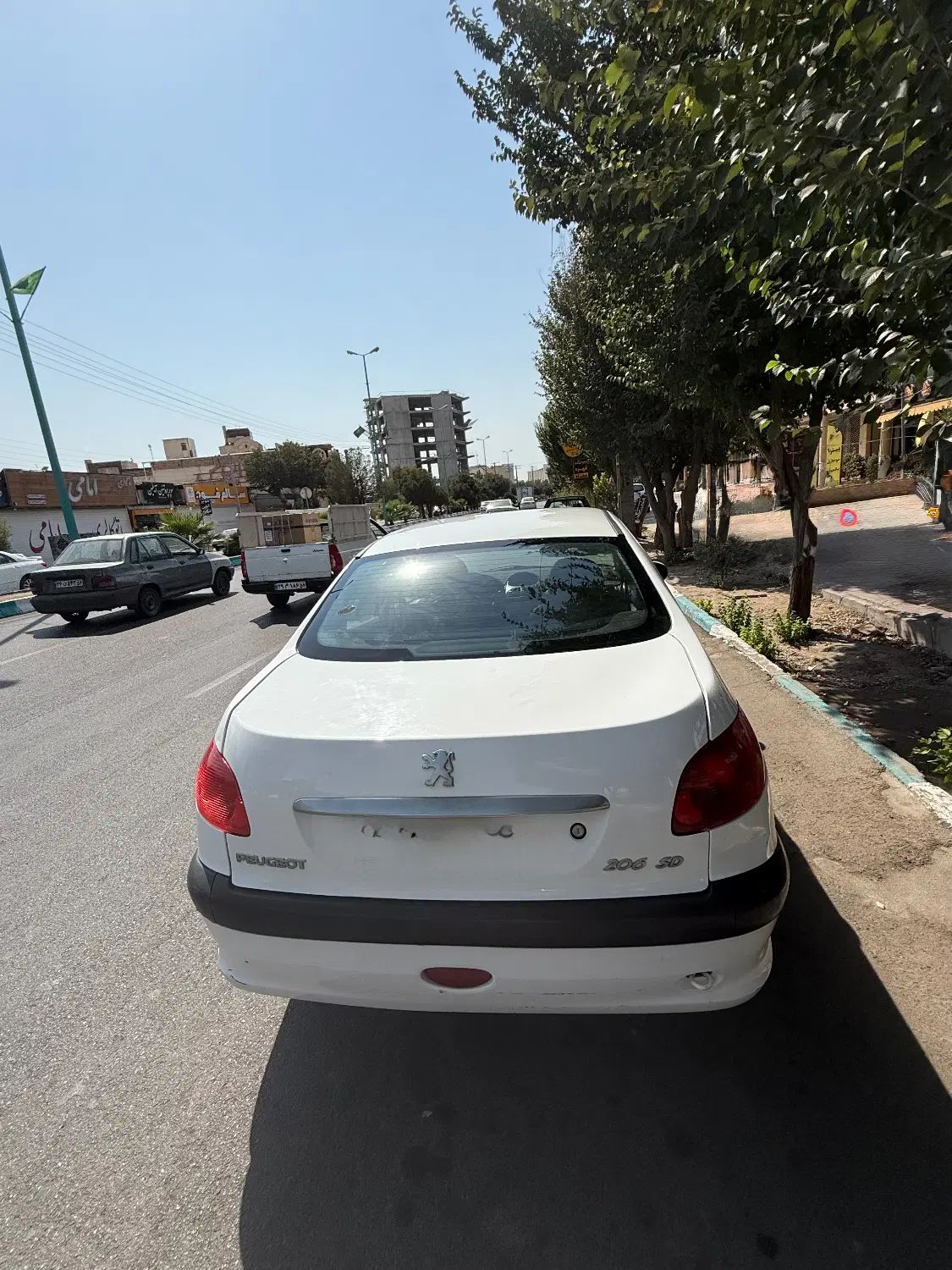 پژو ۲۰۶ صندوق دار v20 - 1390
