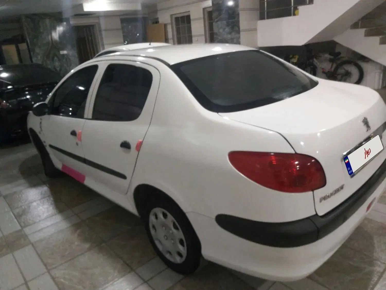 پژو ۲۰۶ صندوق دار v8 - 1394