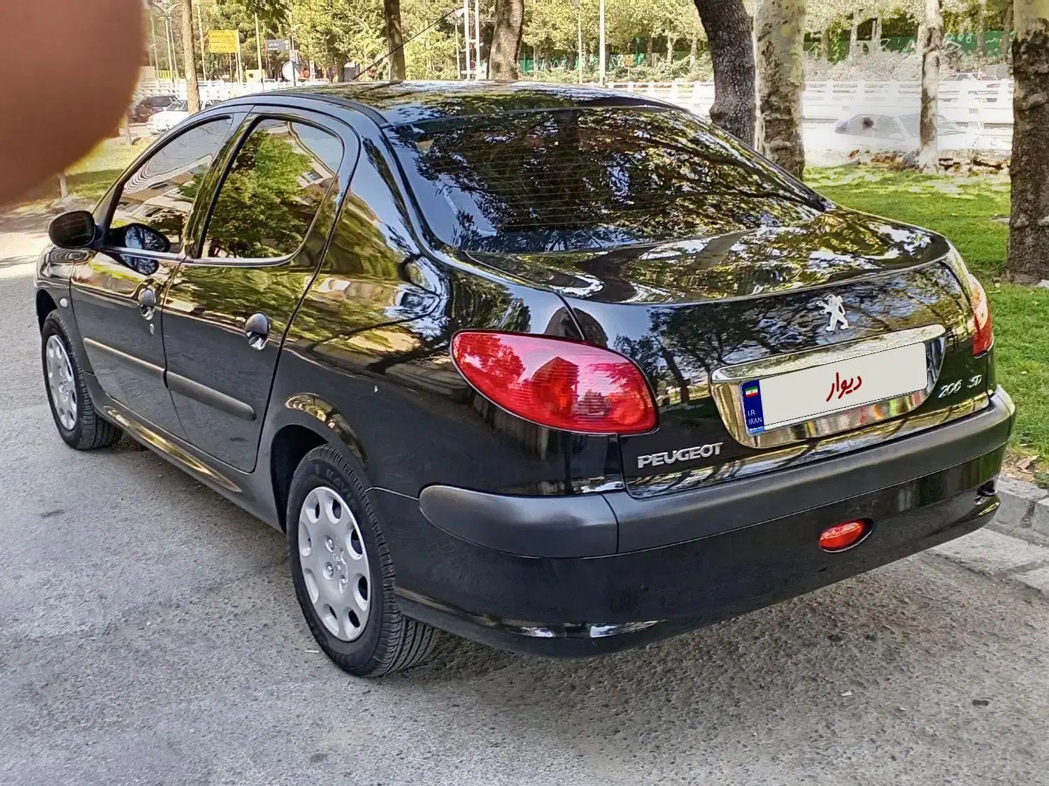 پژو ۲۰۶ صندوق دار v8 - 1400