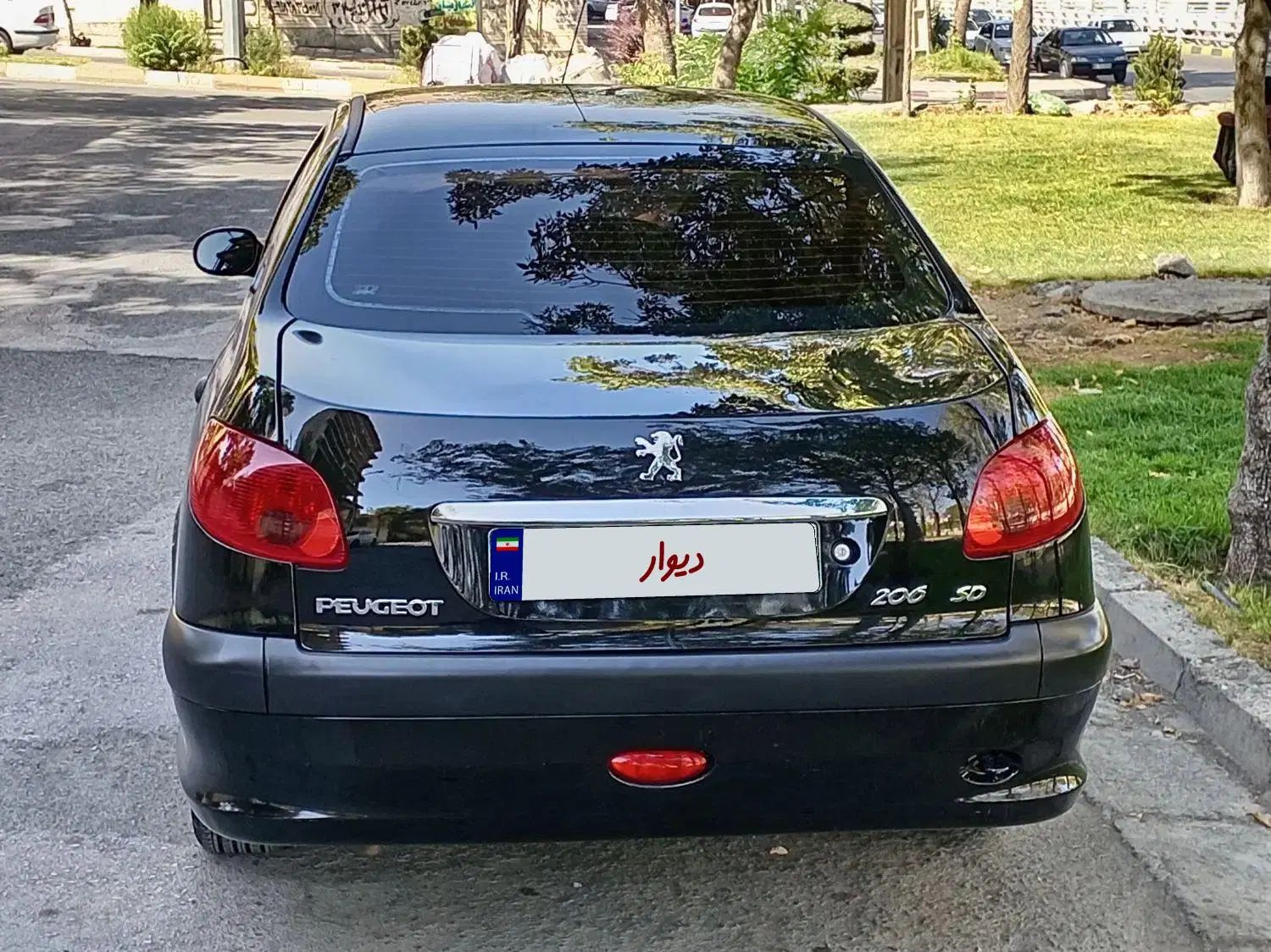 پژو ۲۰۶ صندوق دار v8 - 1400