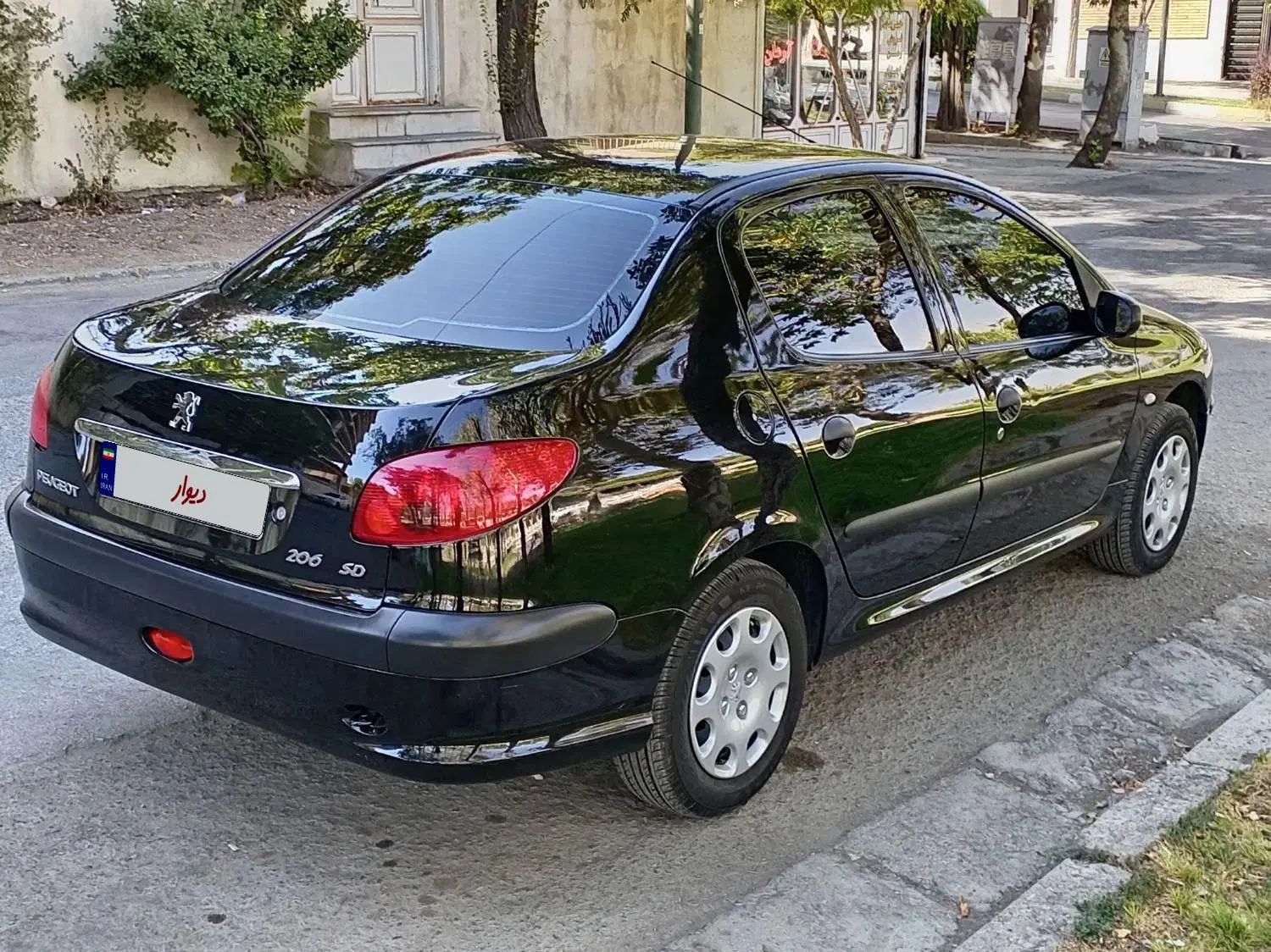 خودرو پژو، ۲۰۶ صندوق دار آگهی ann_20423276