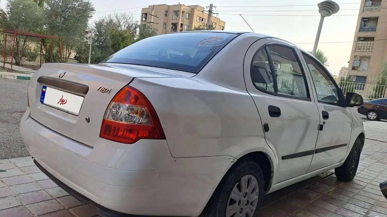تیبا صندوق دار SX - 1400