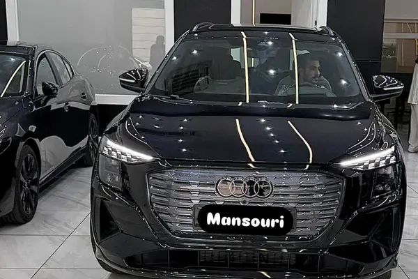 آئودی الکتریکی Q5 ۴۰ - 2024