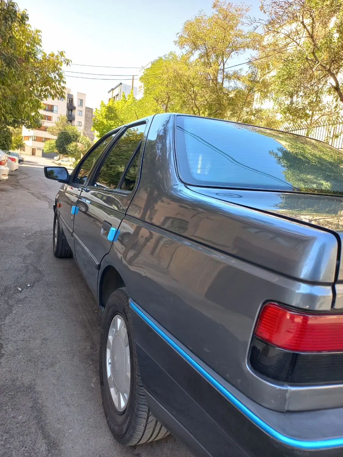 پژو 405 GL - 1370