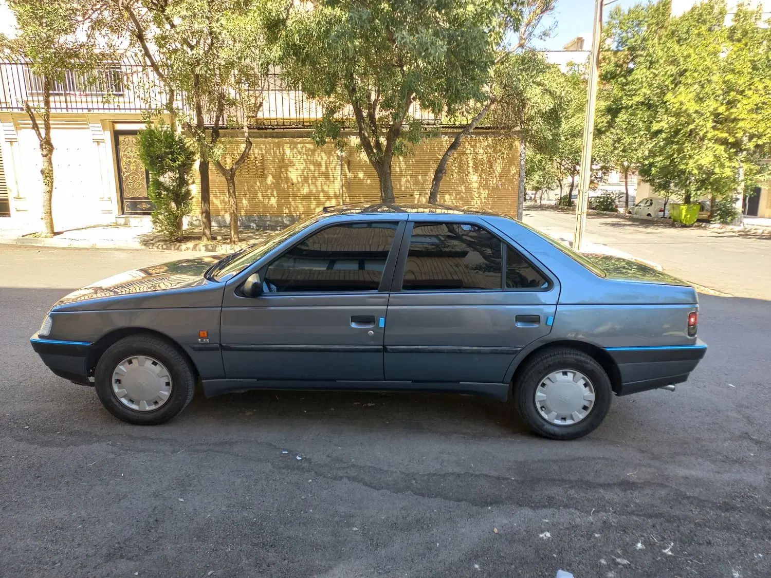پژو 405 GL - 1370