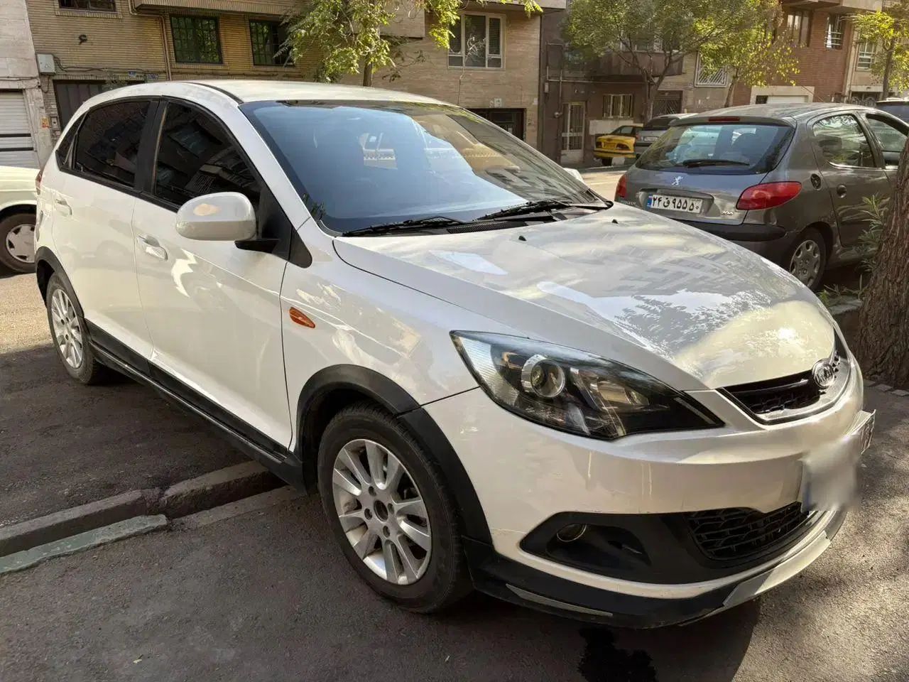 ام وی ام 315 هاچ بک اسپرت لاکچری - 1395