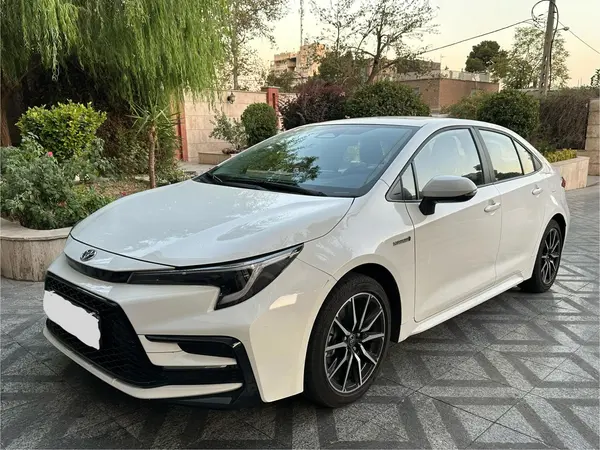 تویوتا لوین E210 فیس‌لیفت هیبرید - 2023