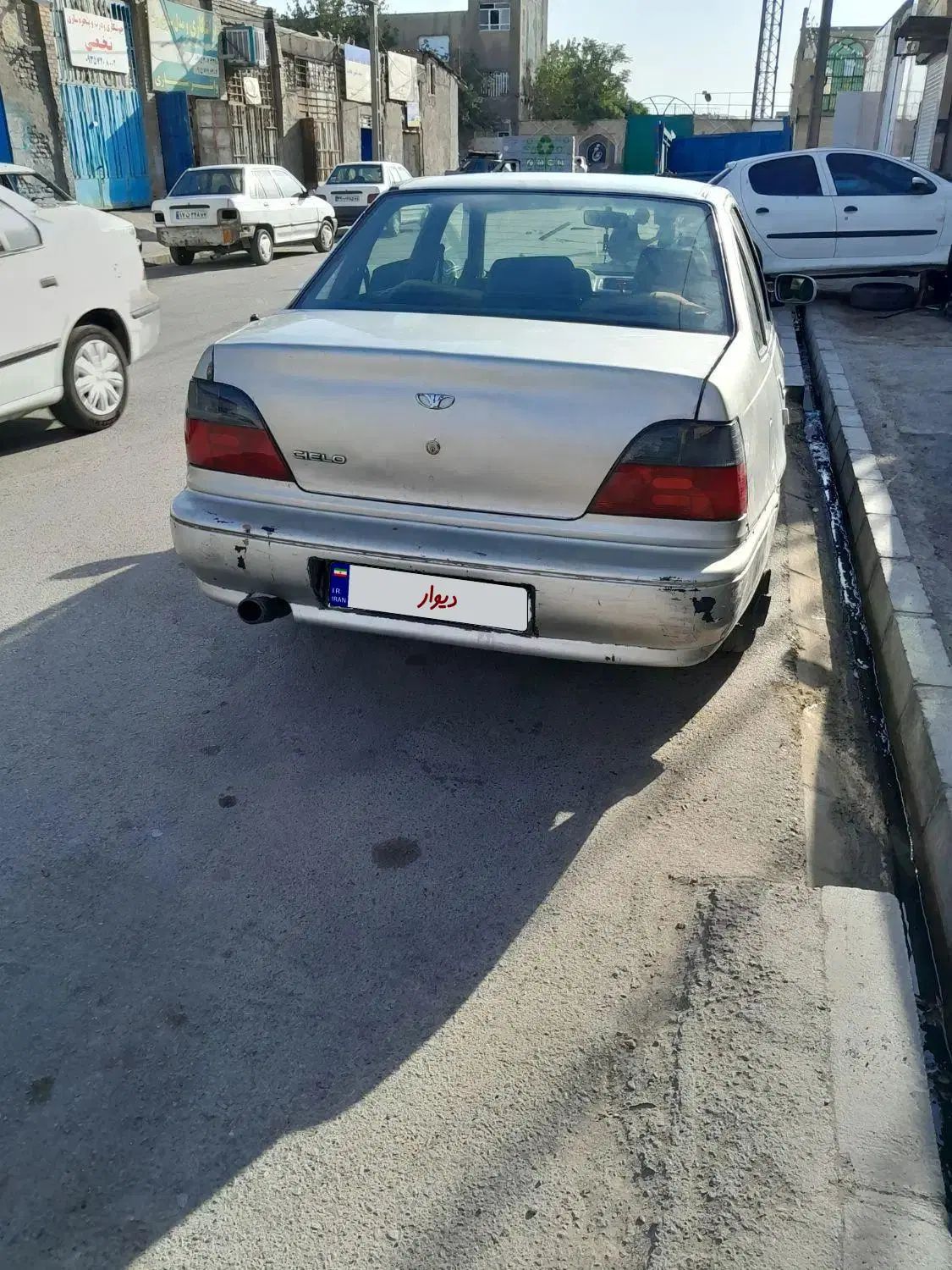 دوو سیلو سدان - 1382