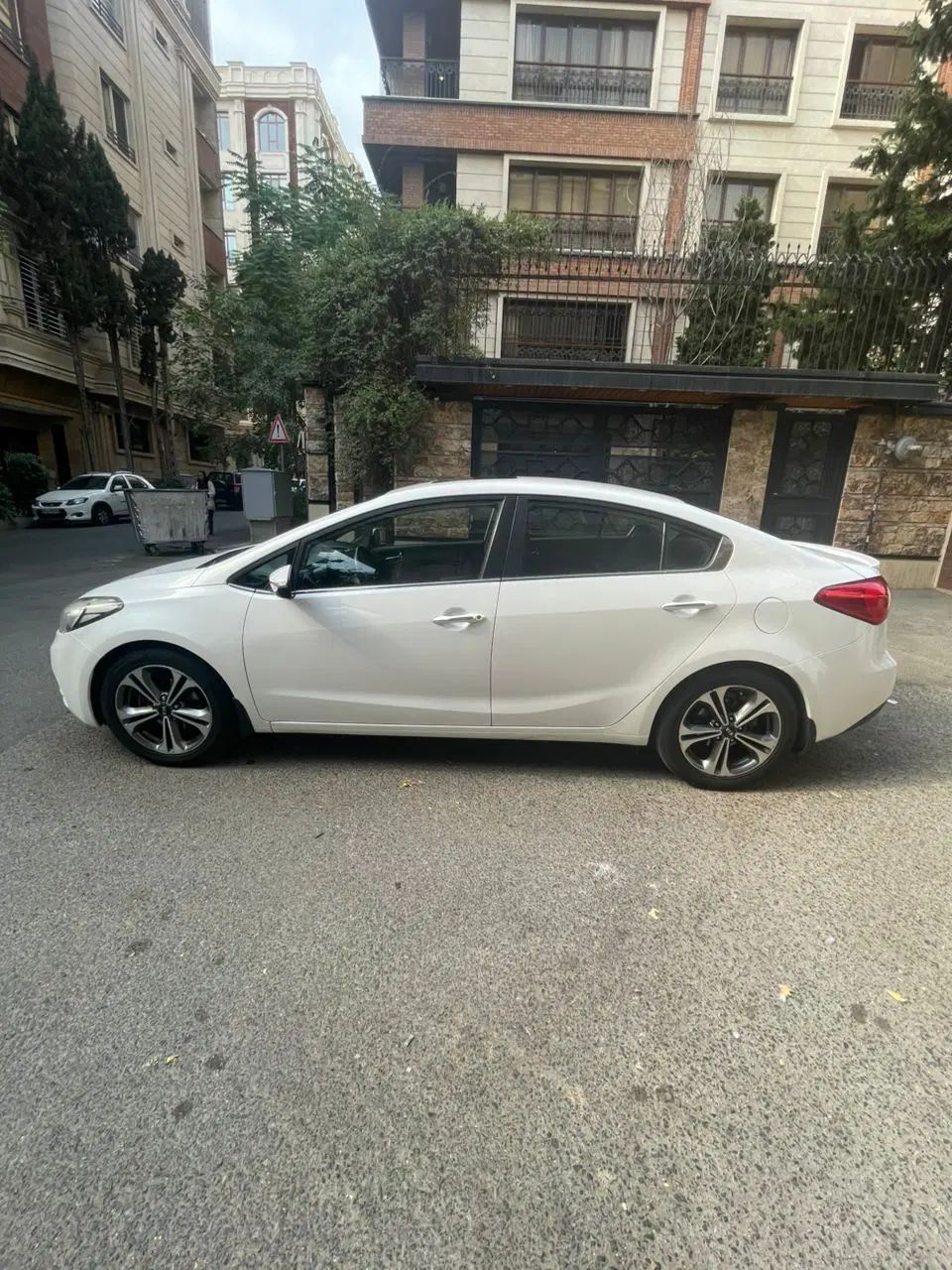 کیا سراتو 2.0 لیتر اتوماتیک GT لاین - 2015