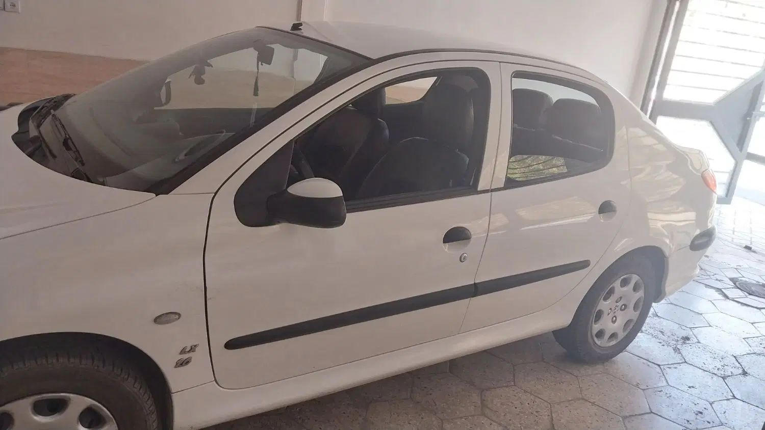 پژو ۲۰۶ صندوق دار v8 - 1395