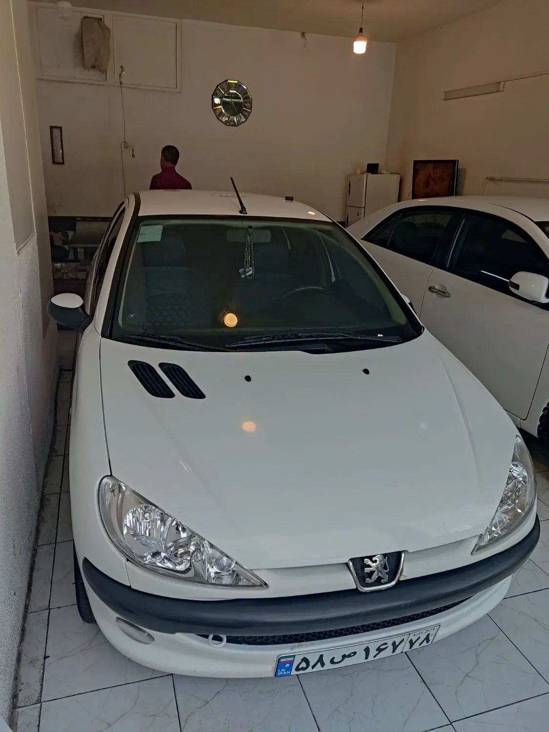 پژو ۲۰۶ صندوق دار v8 - 1395