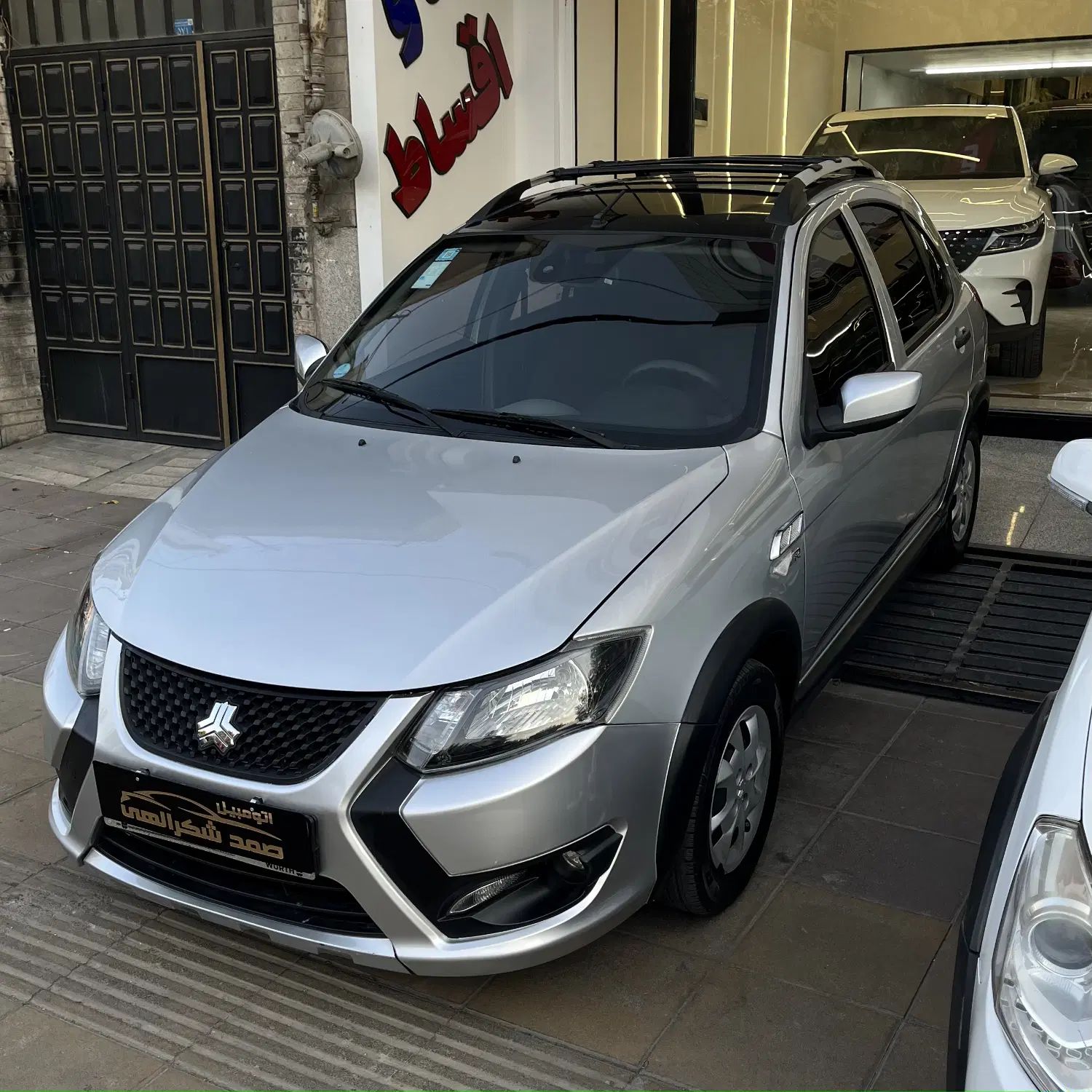 خودرو کوییک، R آگهی ann_20425495