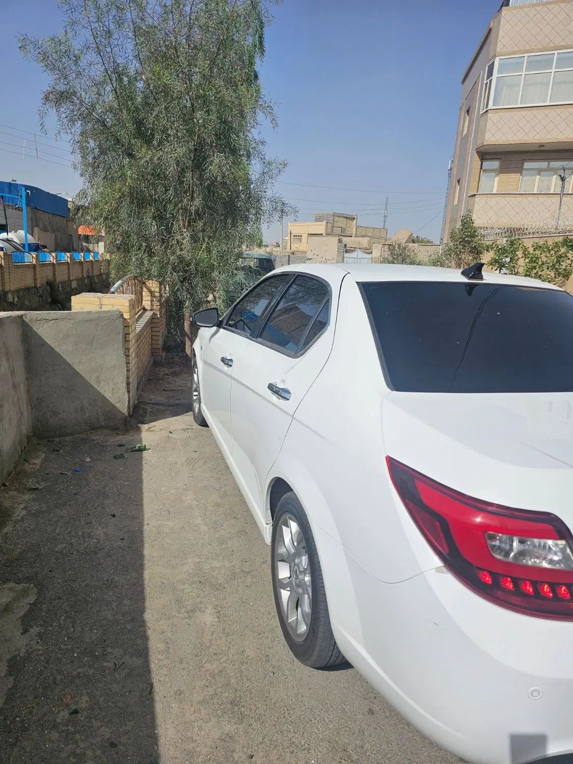 دنا پلاس توربو اتوماتیک - 1402