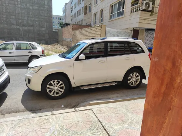 خودرو ام وی ام، X33 آگهی ann_20425760