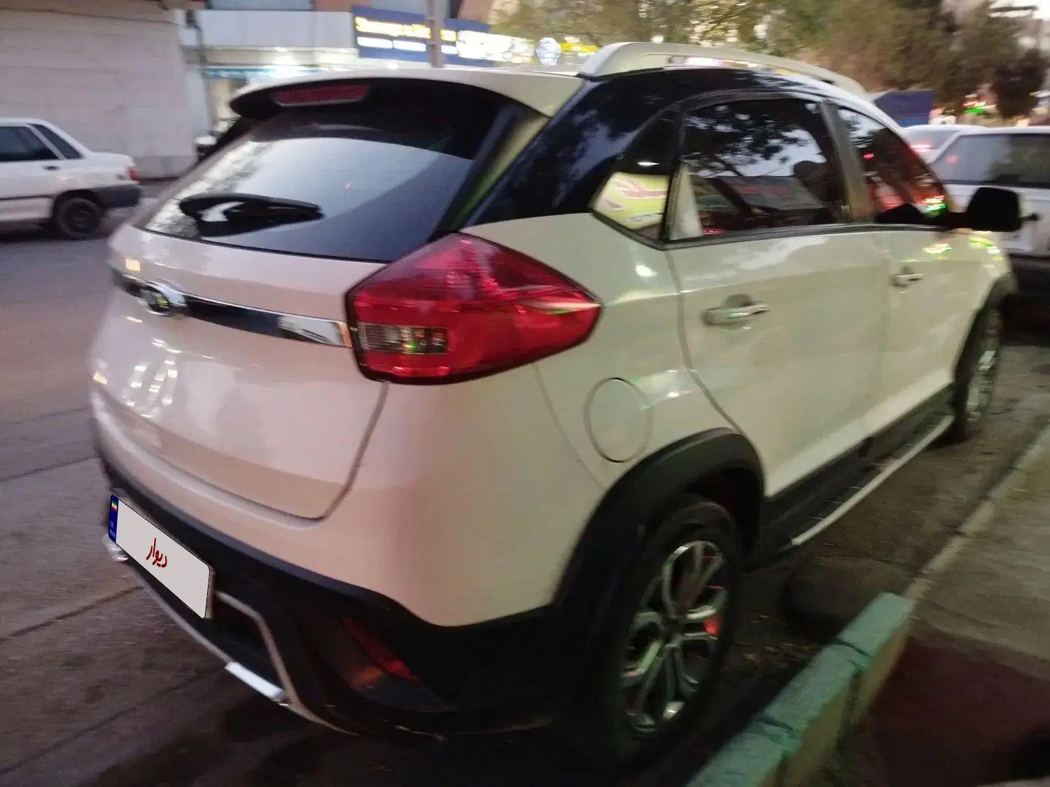 خودرو ام وی ام، X22 آگهی ann_20425820