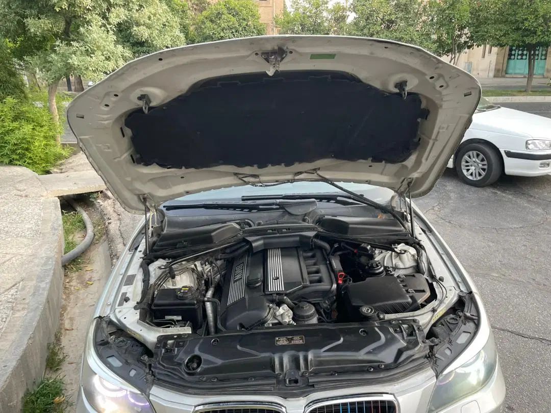 ب ام و سری 5 520i - 2005