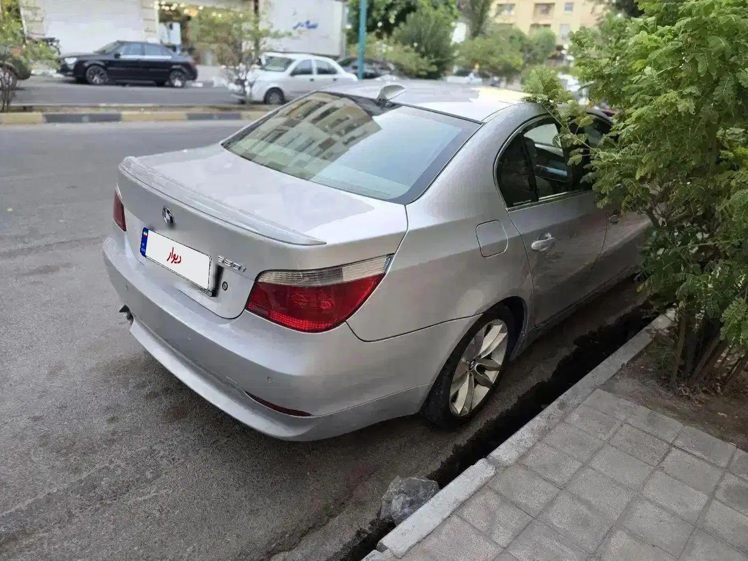 ب ام و سری 5 520i - 2005