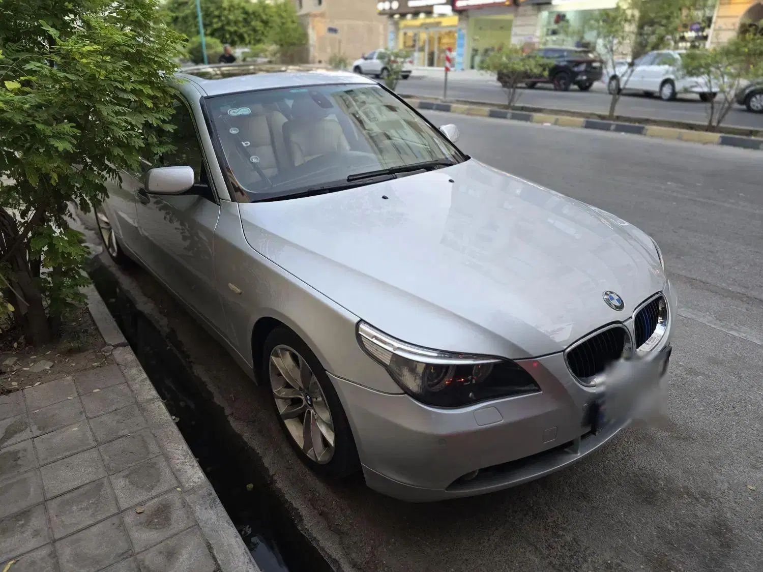 ب ام و سری 5 520i - 2005