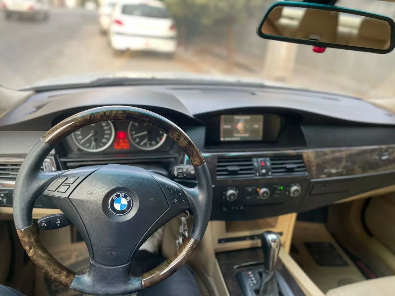 ب ام و سری 5 520i - 2005