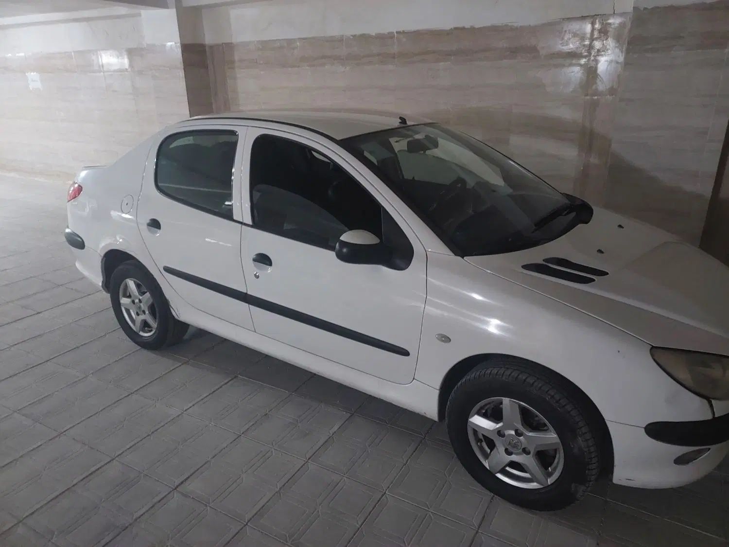 پژو ۲۰۶ صندوق دار v8 - 1395