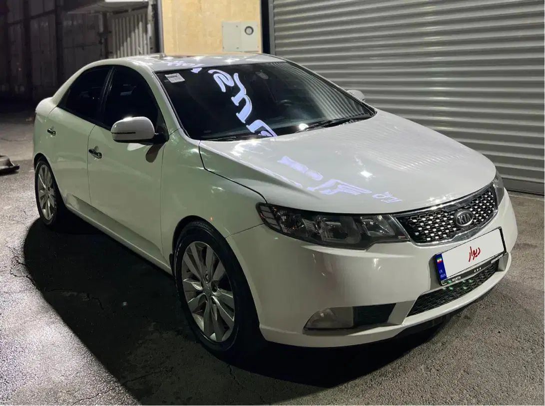 کیا سراتو 2.0 لیتر اتوماتیک GT لاین - 2011