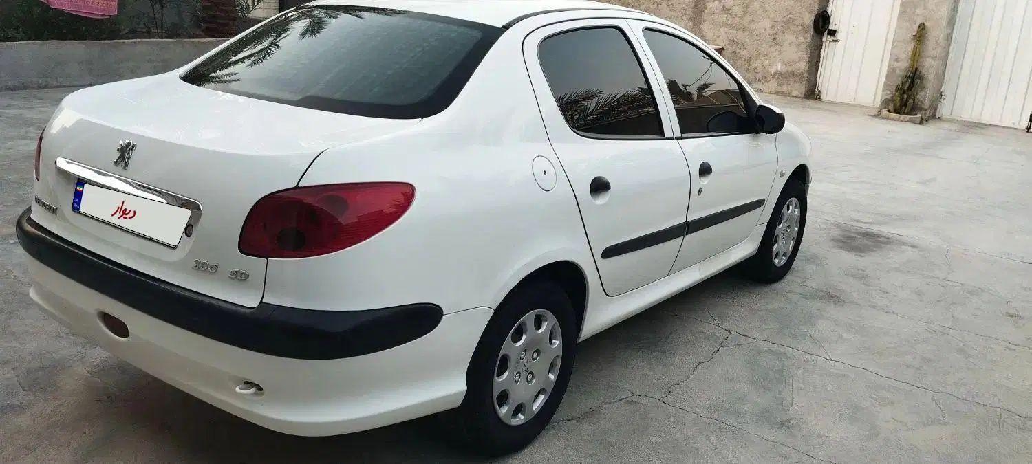 پژو ۲۰۶ صندوق دار v8 - 1397