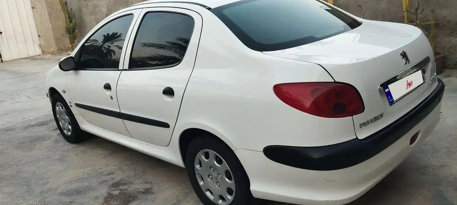 پژو ۲۰۶ صندوق دار v8 - 1397