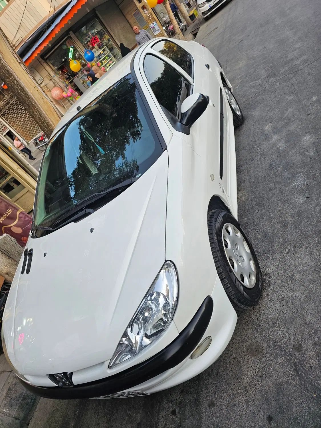 پژو ۲۰۶ صندوق دار v8 - 1396