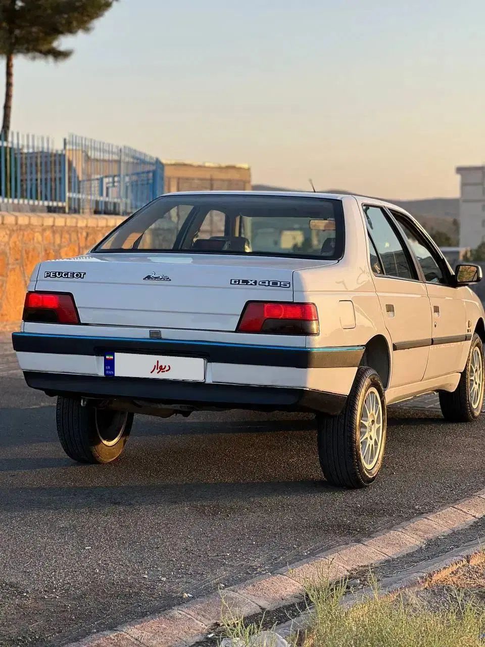 پژو 405 GLX موتور TU5 - 1390